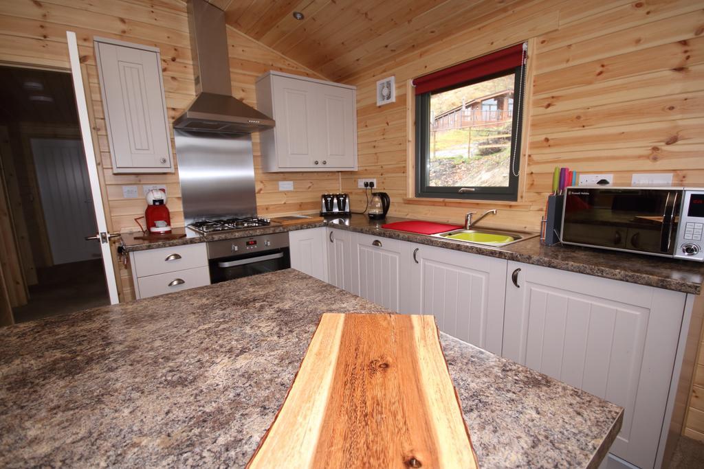Balquhidder Braes Lodges, Mostly With Hot Tubs And Pet Friendly, Ev Facilities
